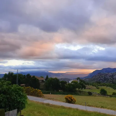 Rurales Sierra Alta * Benaocaz